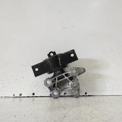 View Auto part Mount Holden Trax 2015