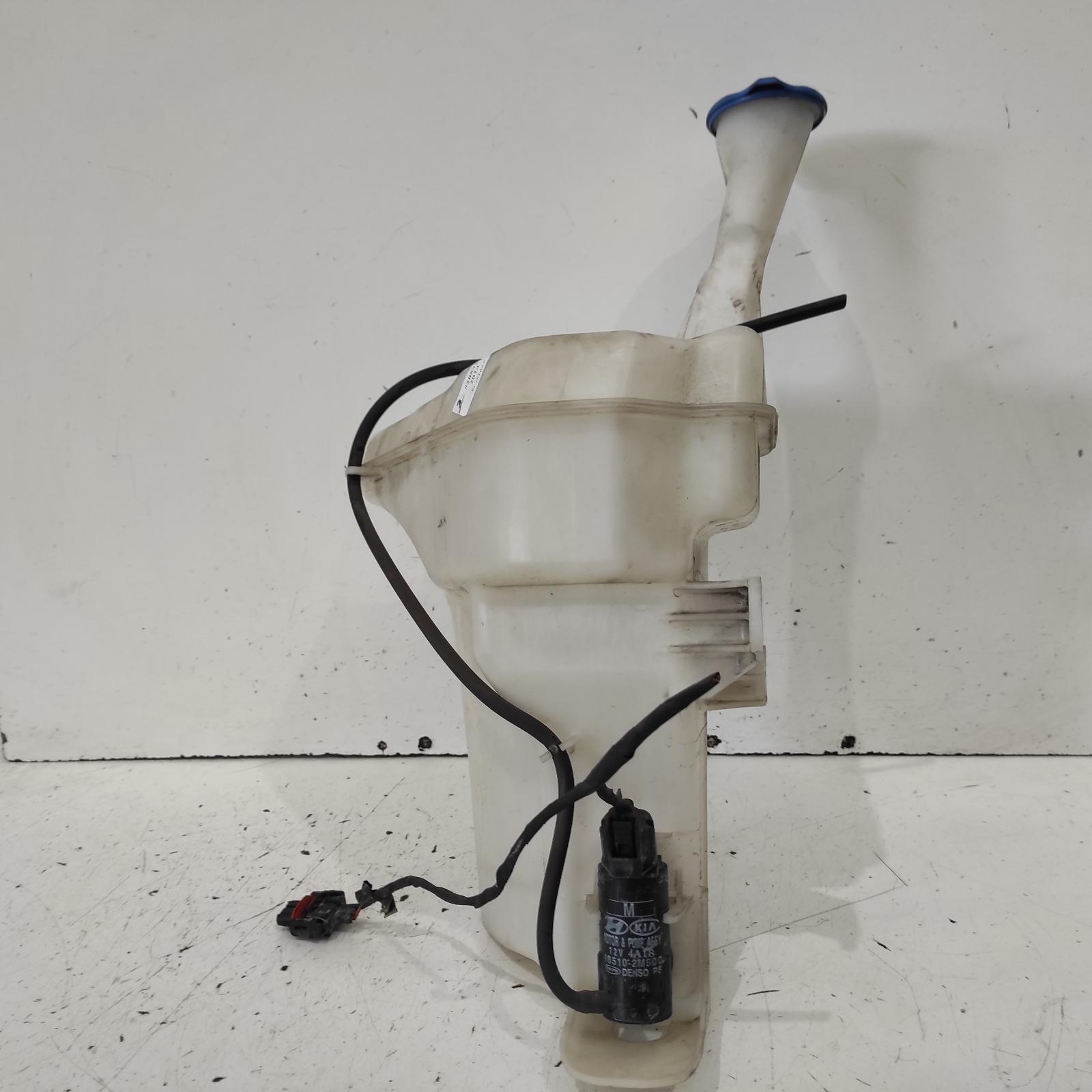 View Auto part Washer Bottle Hyundai Elantra 2014