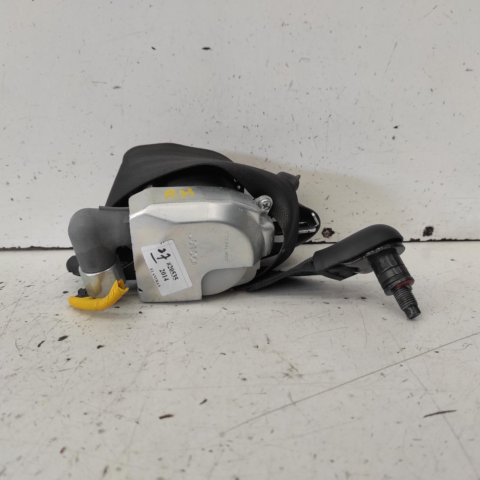 View Auto part Seatbelt/Stalk Hyundai Elantra 2014