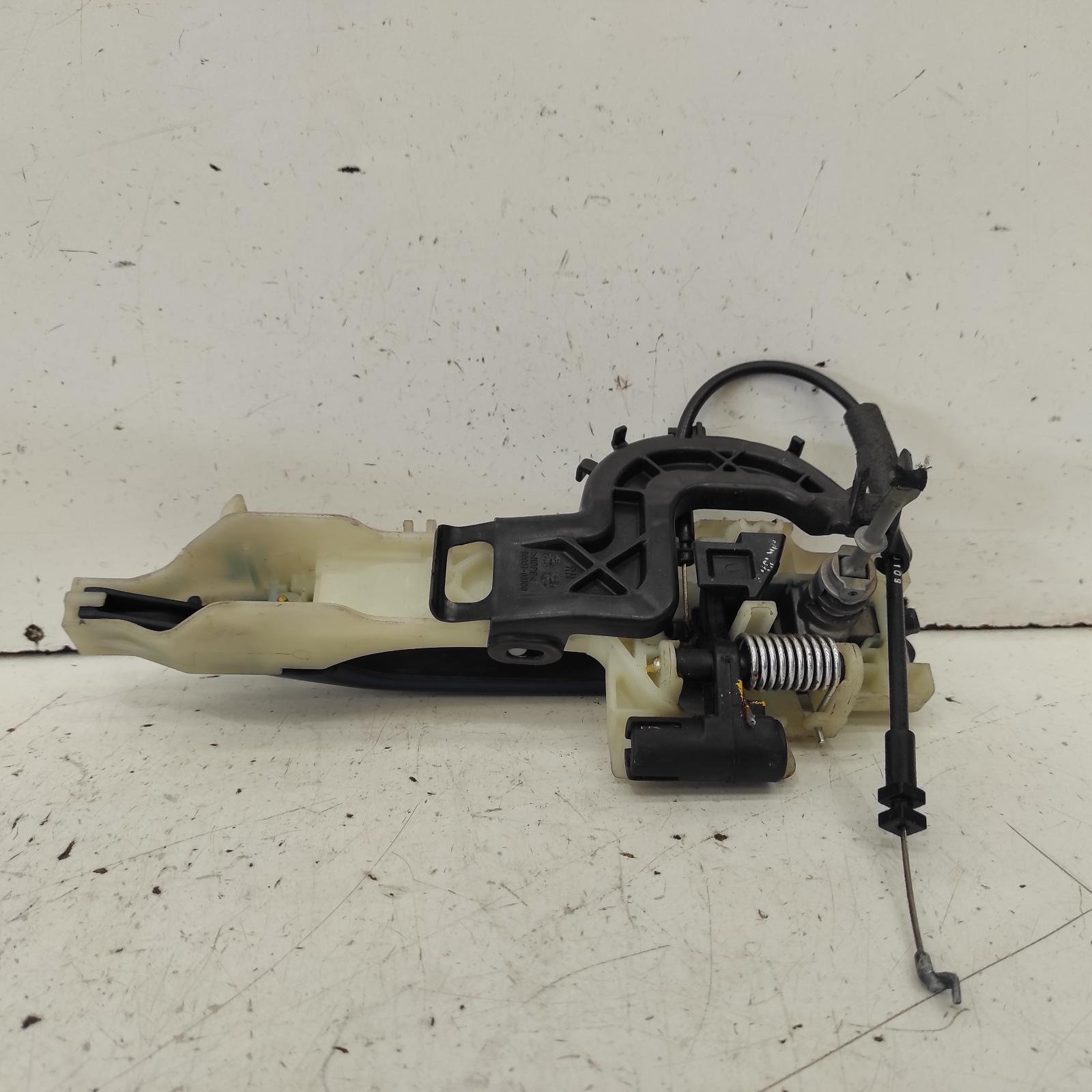 View Auto part Door Handle Hyundai Elantra 2014