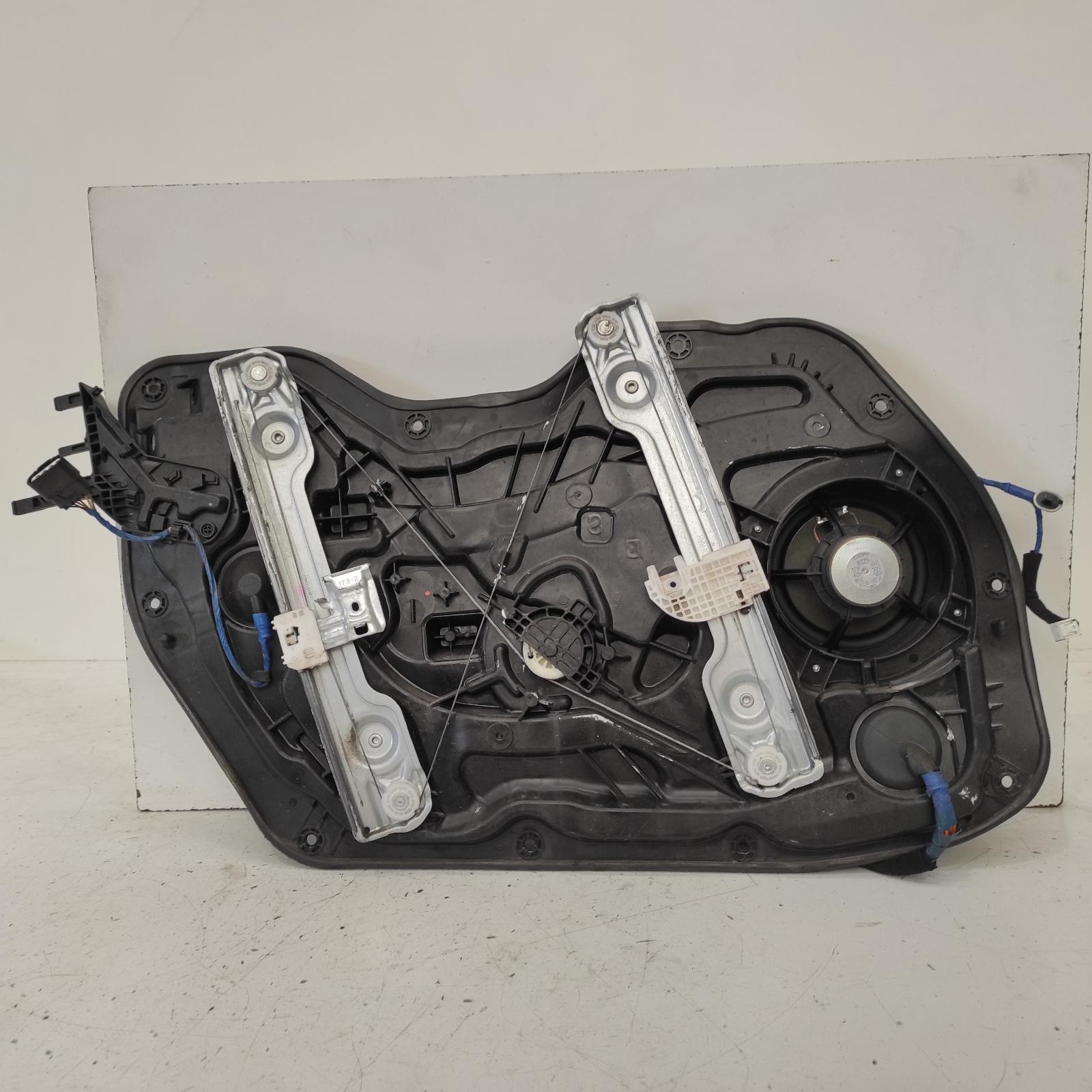 View Auto part Right Front Window Reg/Motor Hyundai Elantra 2014