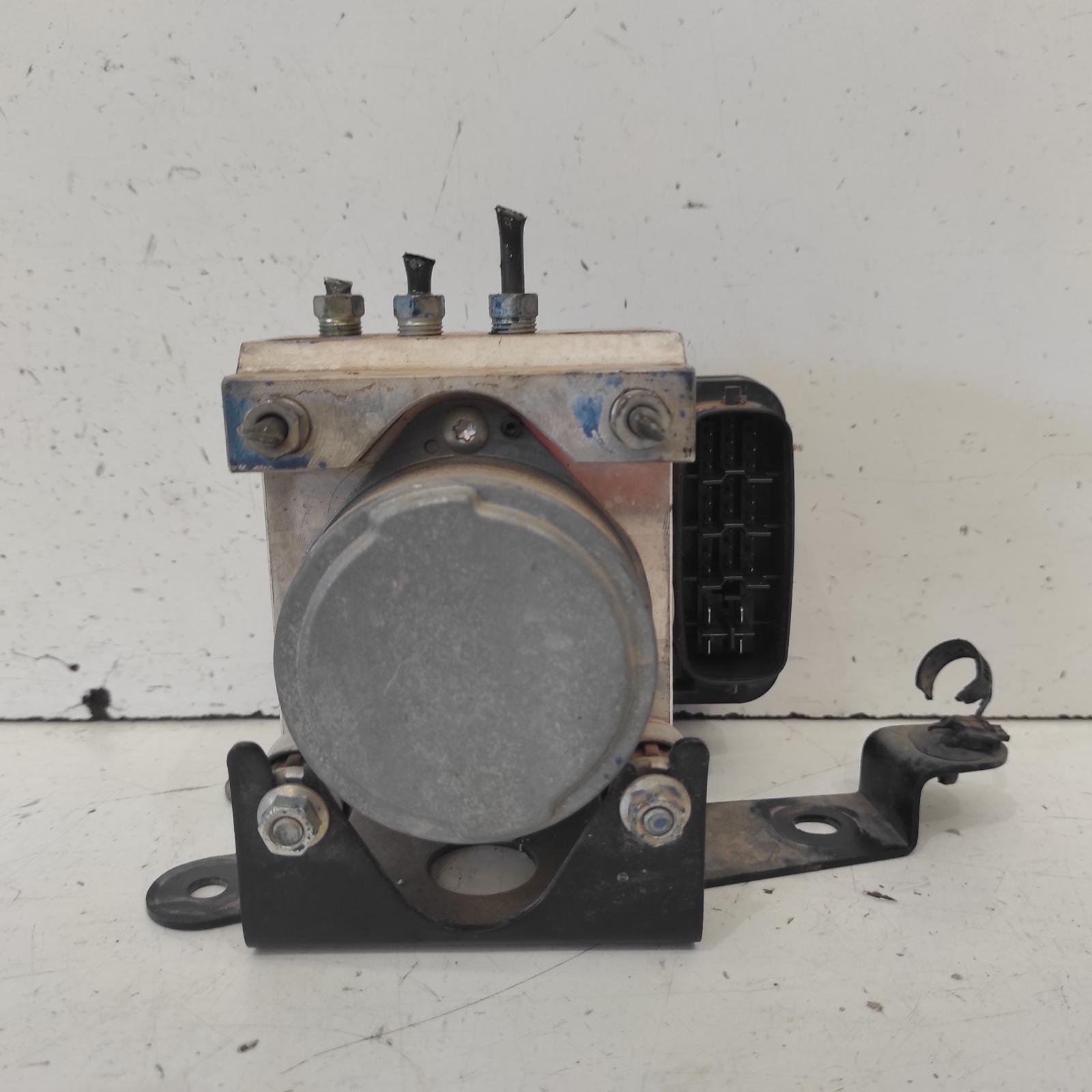 View Auto part Abs Pump/Modulator Toyota Hilux 2006