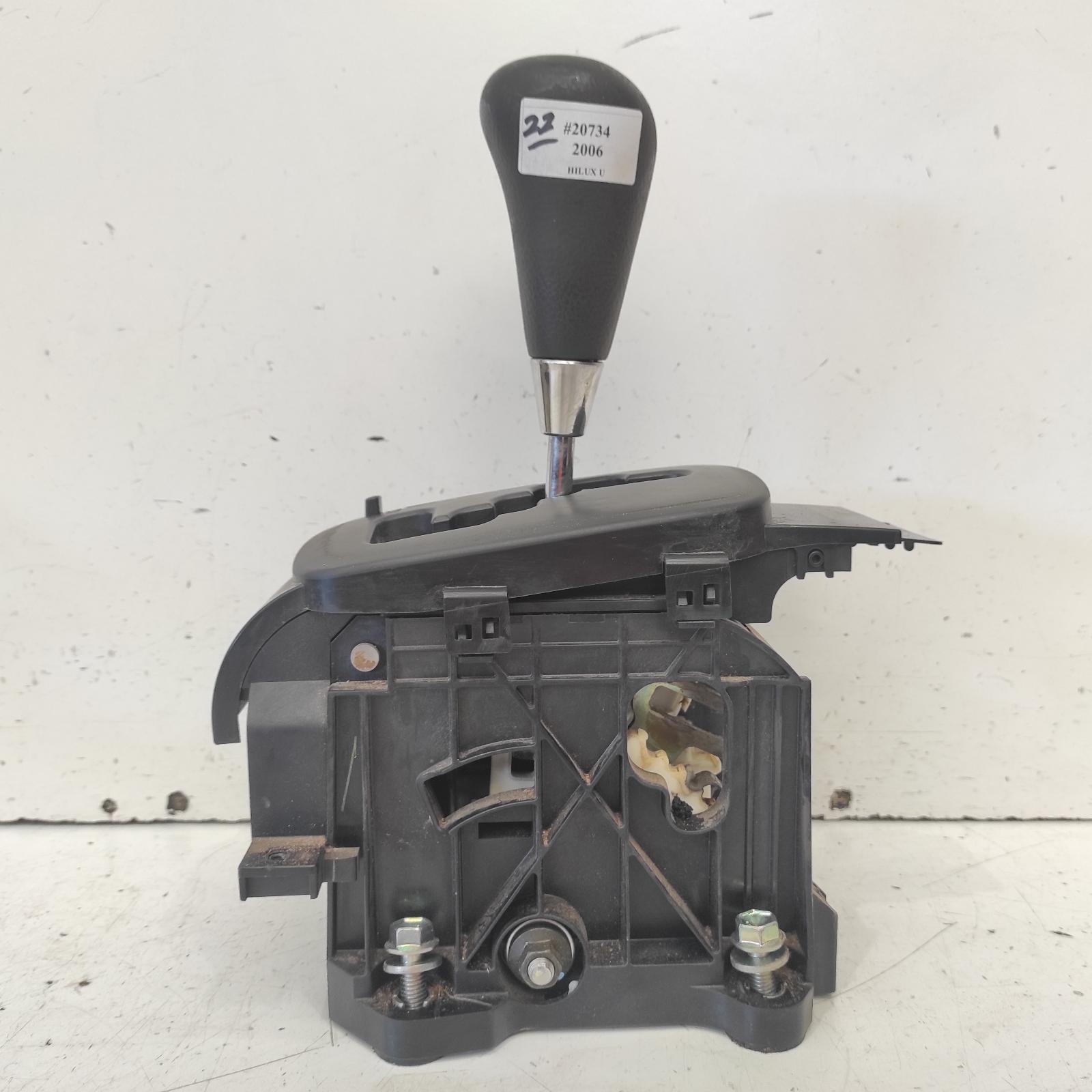 View Auto part Gear Stick/Shifter Toyota Hilux 2006