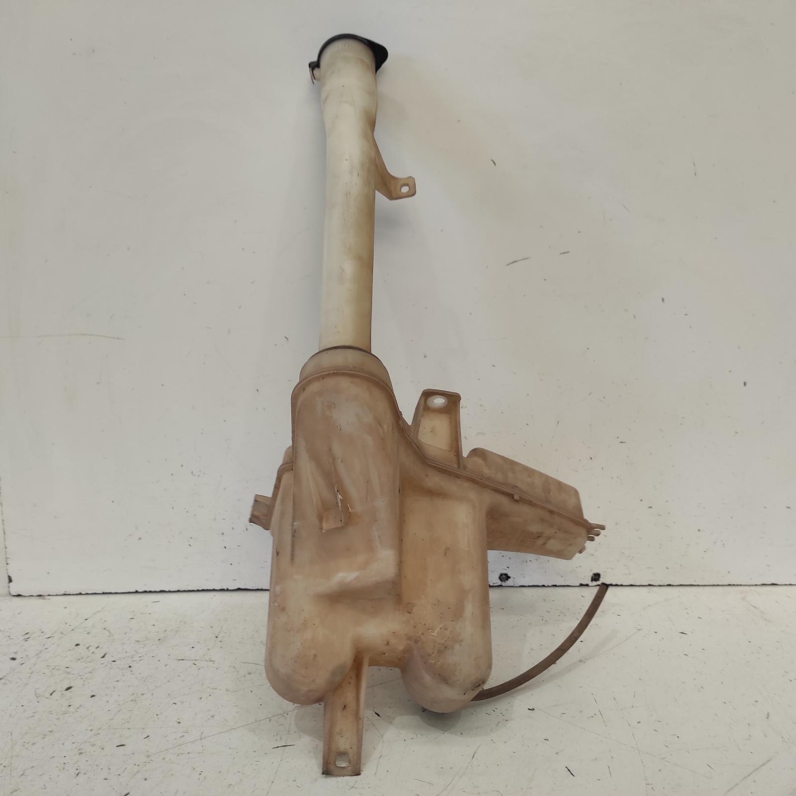 View Auto part Washer Bottle Toyota Hilux 2006