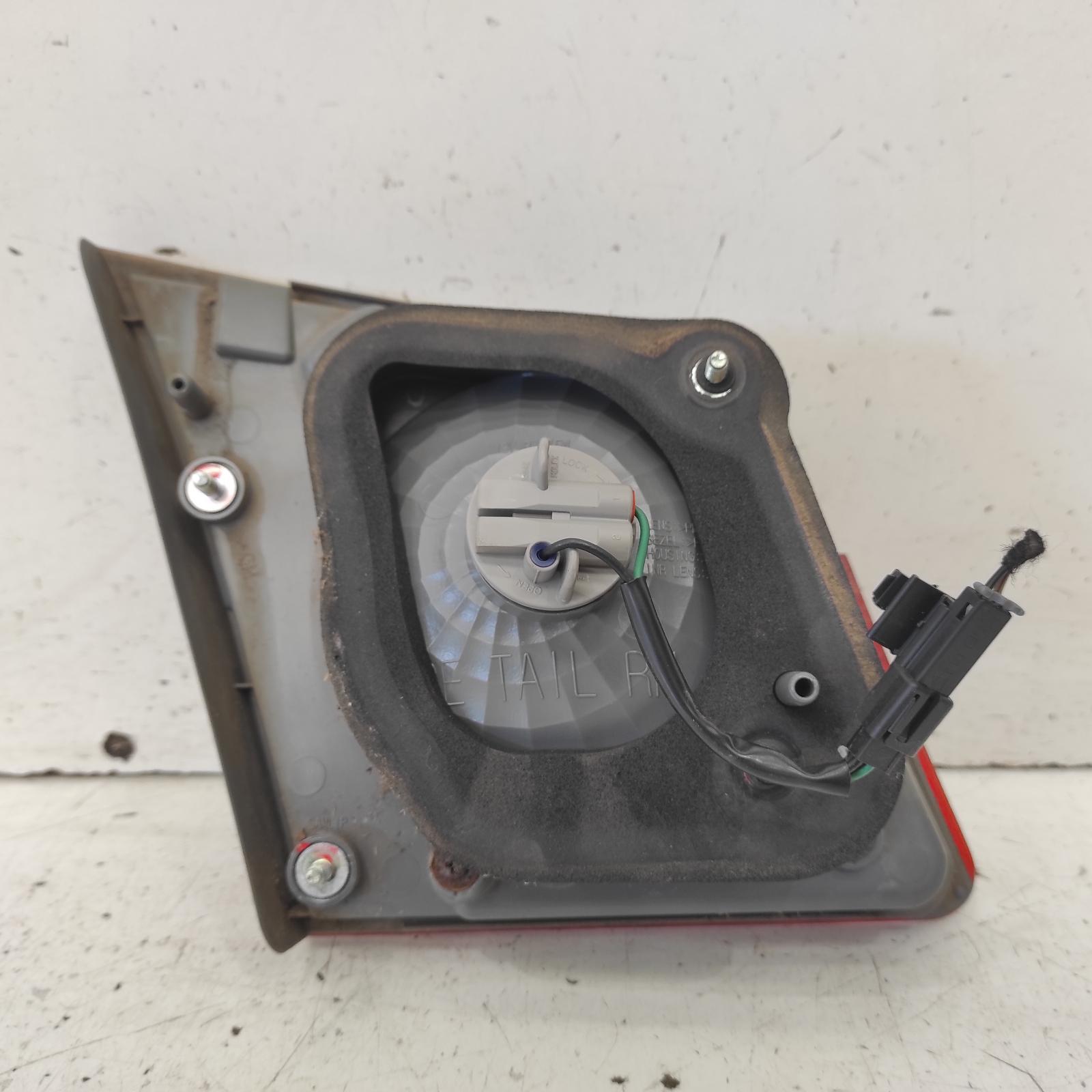 2009 Holden Cruze Rear Garnish View Auto part Rear Garnish Holden Cruze 2009