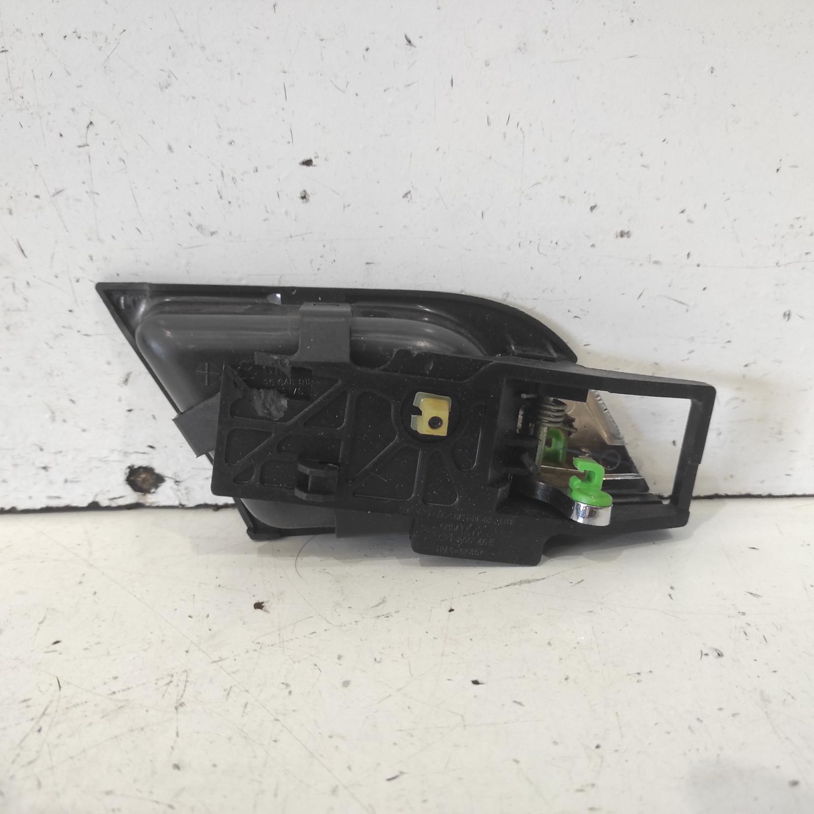 View Auto part Door Handle Holden Barina 2008