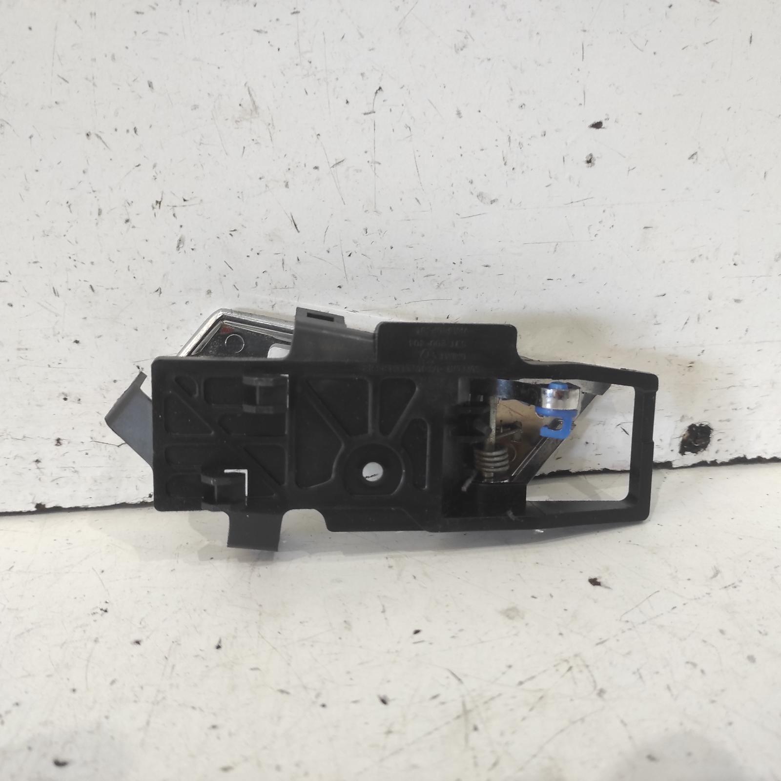 View Auto part Door Handle Holden Barina 2008