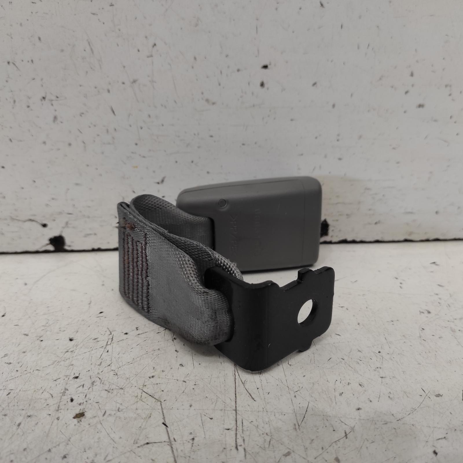 View Auto part Seatbelt/Stalk Hyundai Elantra 2008
