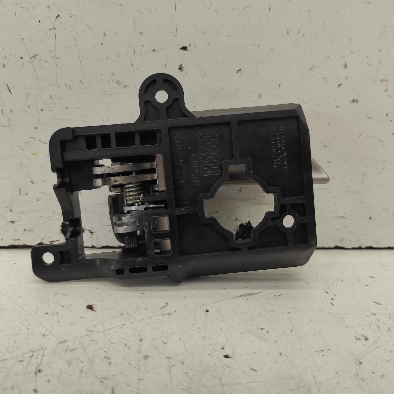 View Auto part Door Handle Hyundai Elantra 2008