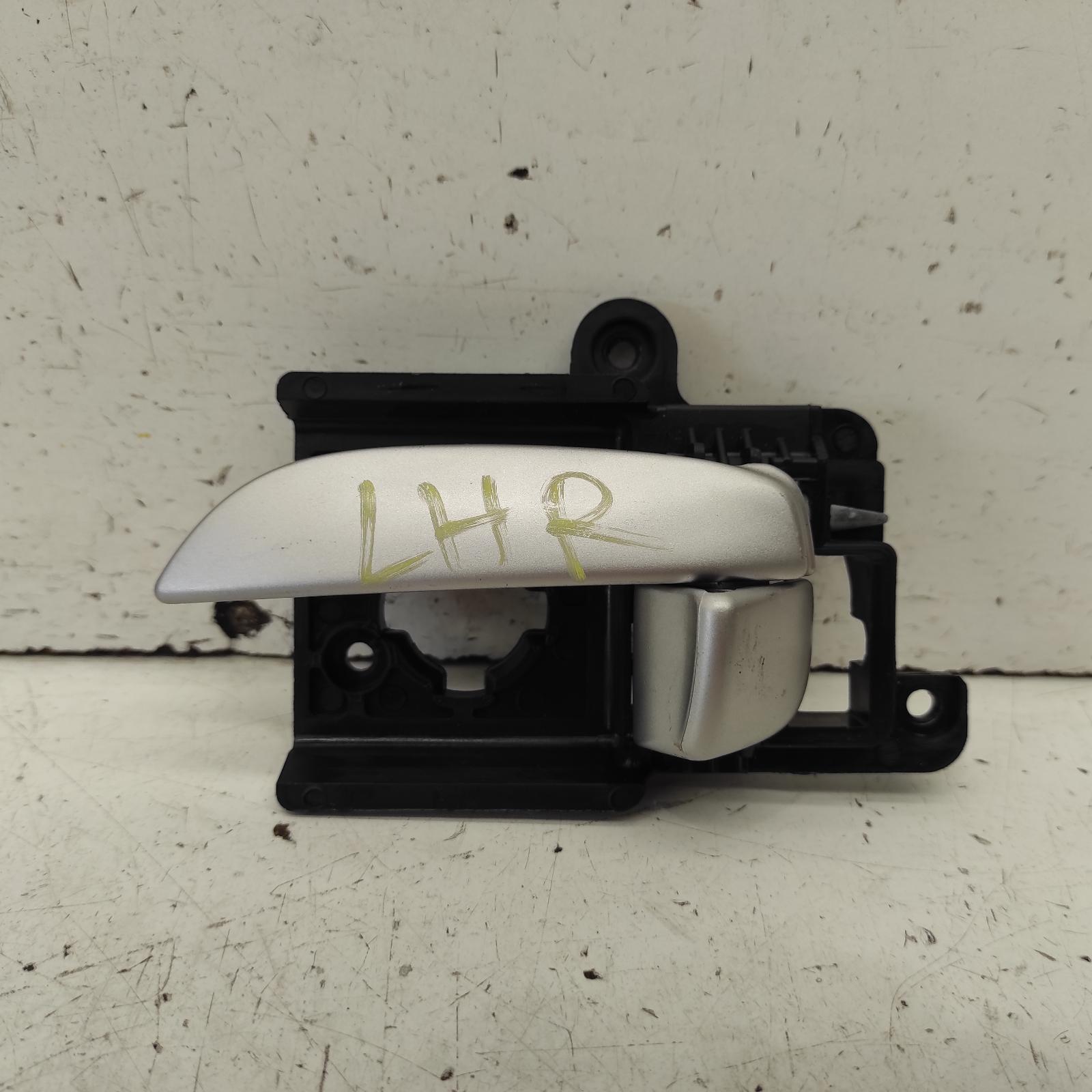 View Auto part Door Handle Hyundai Elantra 2008