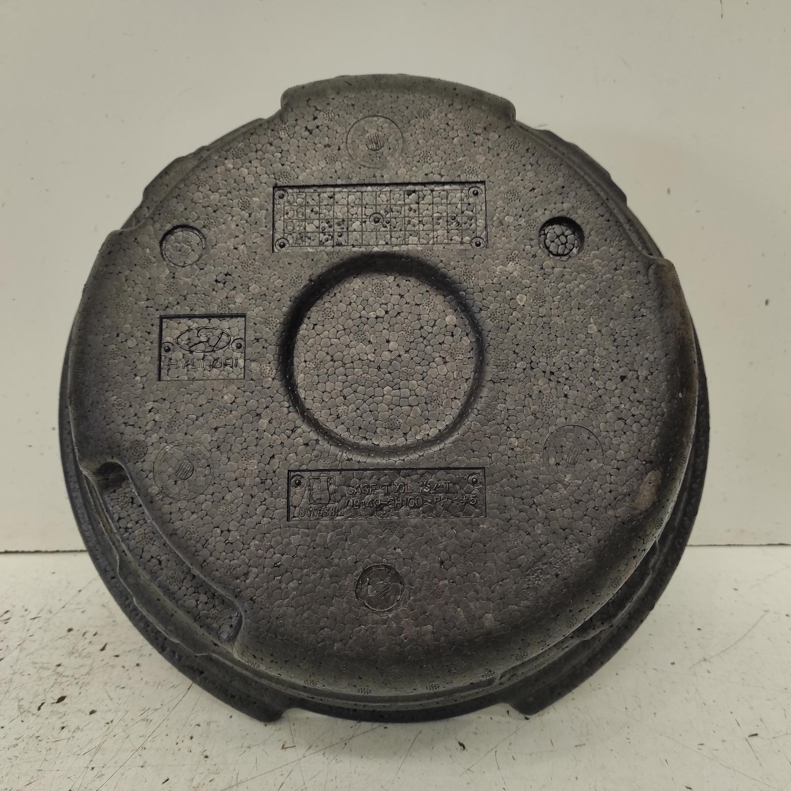 View Auto part Jack/Tool Kit Hyundai Elantra 2008