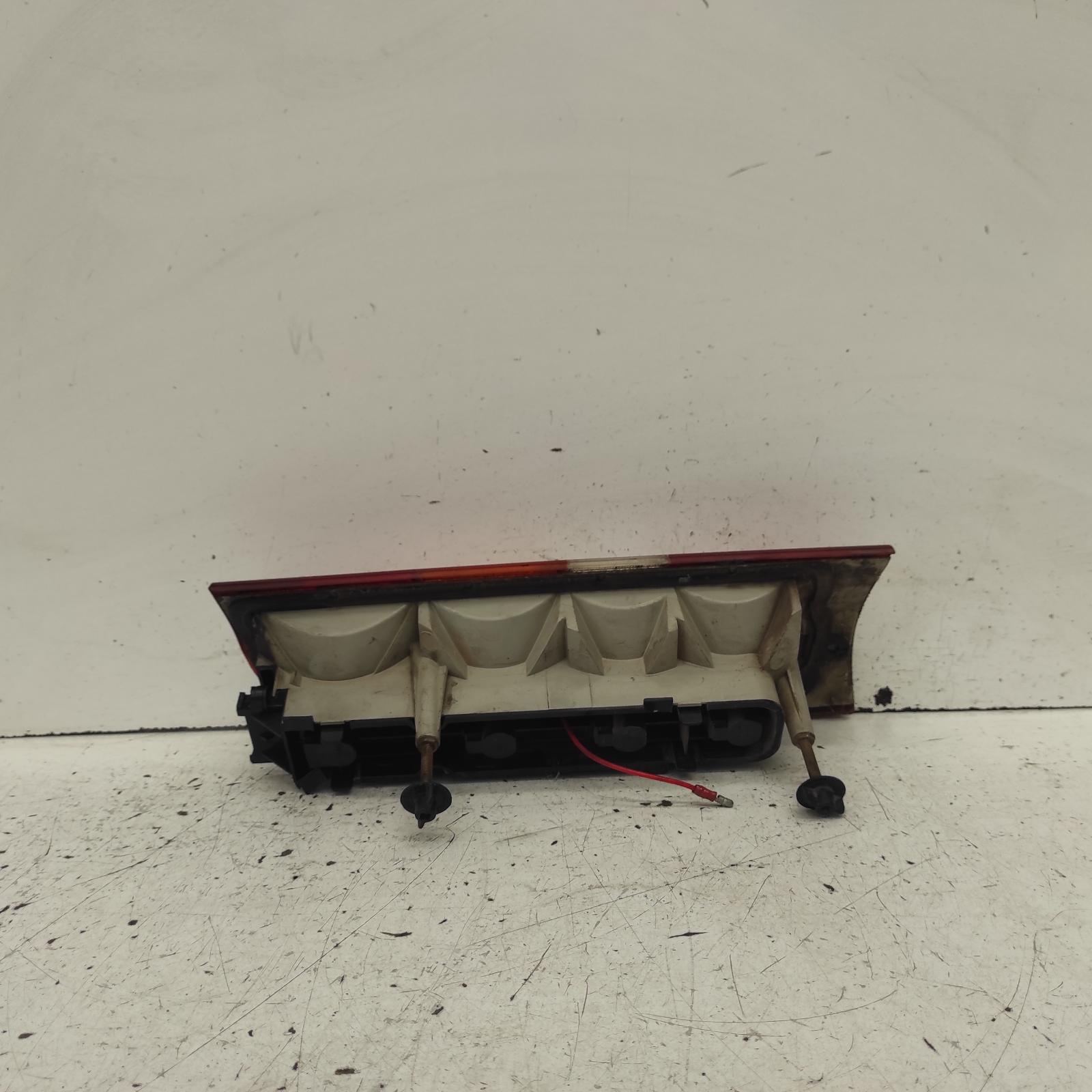 2004 Ford Transit Right Taillight View Auto part Right Taillight Ford Transit 2004