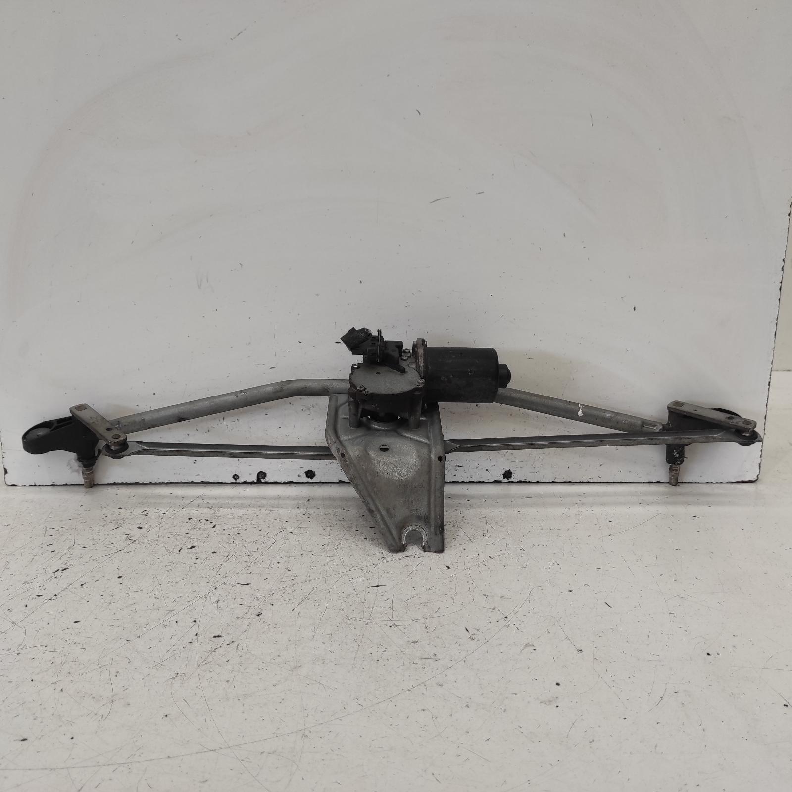View Auto part Wiper Motor Ford Transit 2004