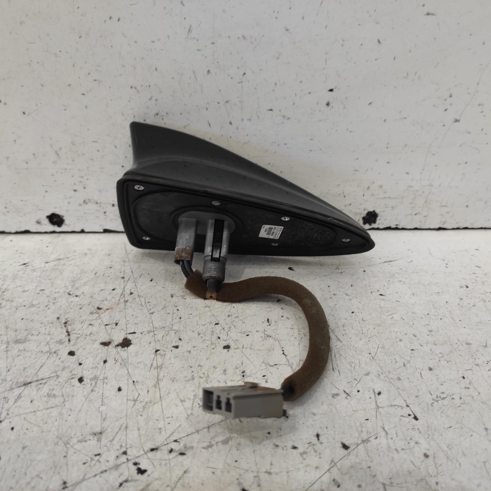 View Auto part Antenna Kia Sportage 2018