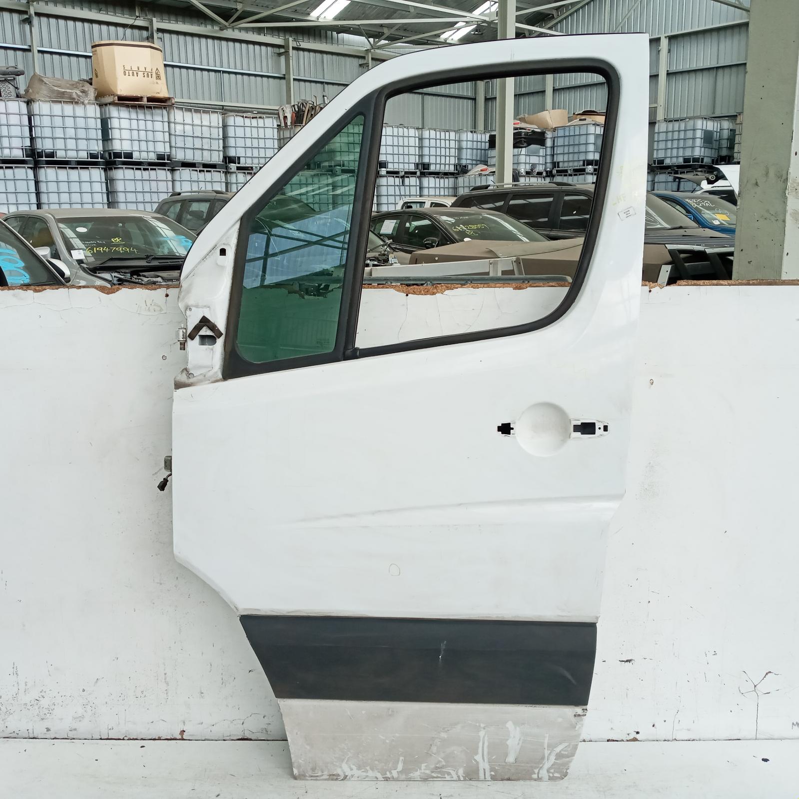 2014 Mercedes Sprinter Left Front Door View Auto part Left Front Door Mercedes Sprinter 2014