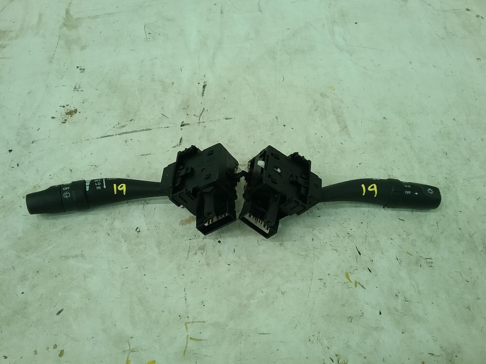 View Auto part Combination Switch Hyundai Iload/imax 2013