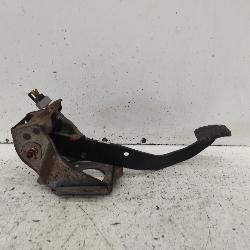 View Auto part Pedal Assembly Mitsubishi Pajero 1994