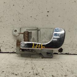 View Auto part Door Handle Mitsubishi Pajero 1994