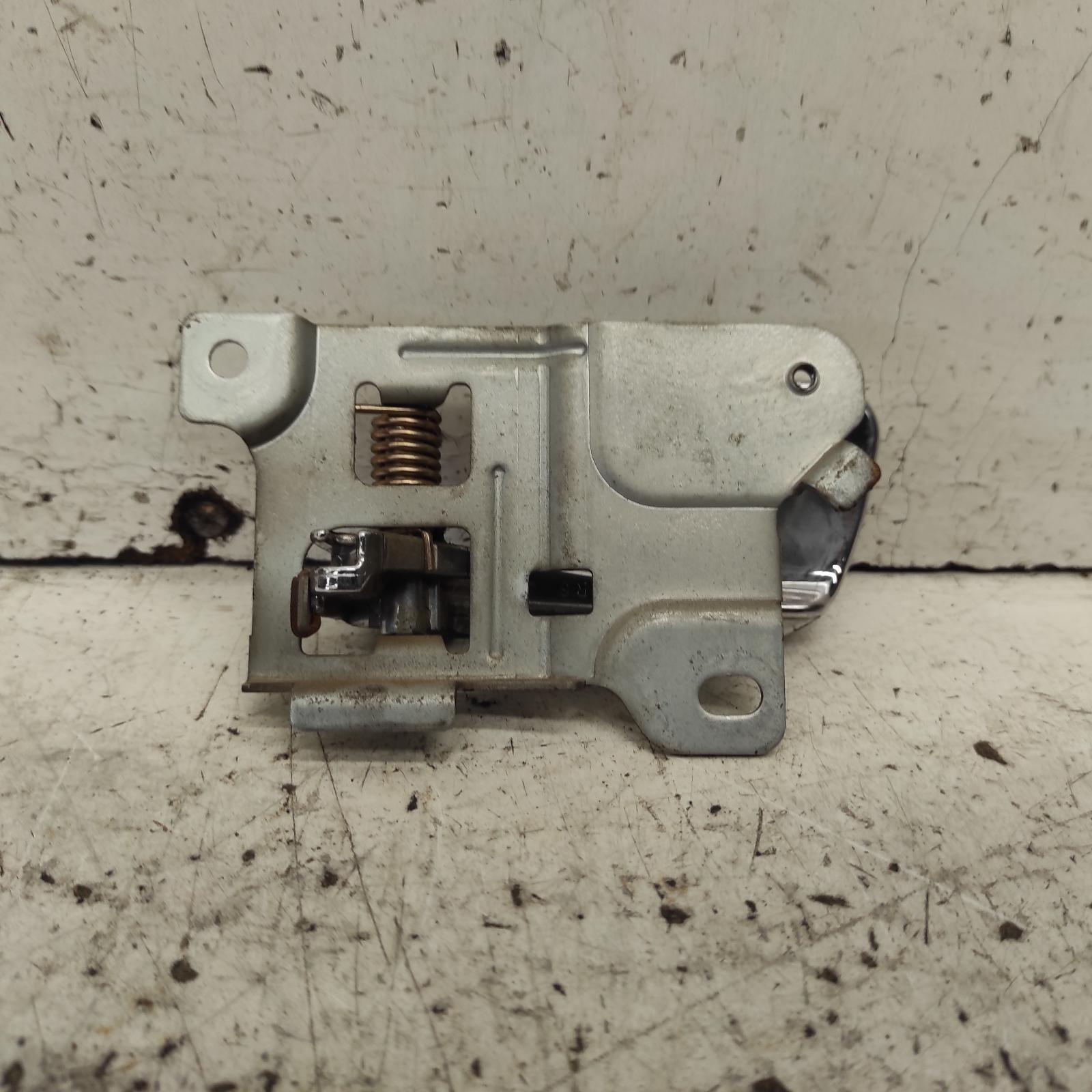 1994 Mitsubishi Pajero Door Handle View Auto part Door Handle Mitsubishi Pajero 1994