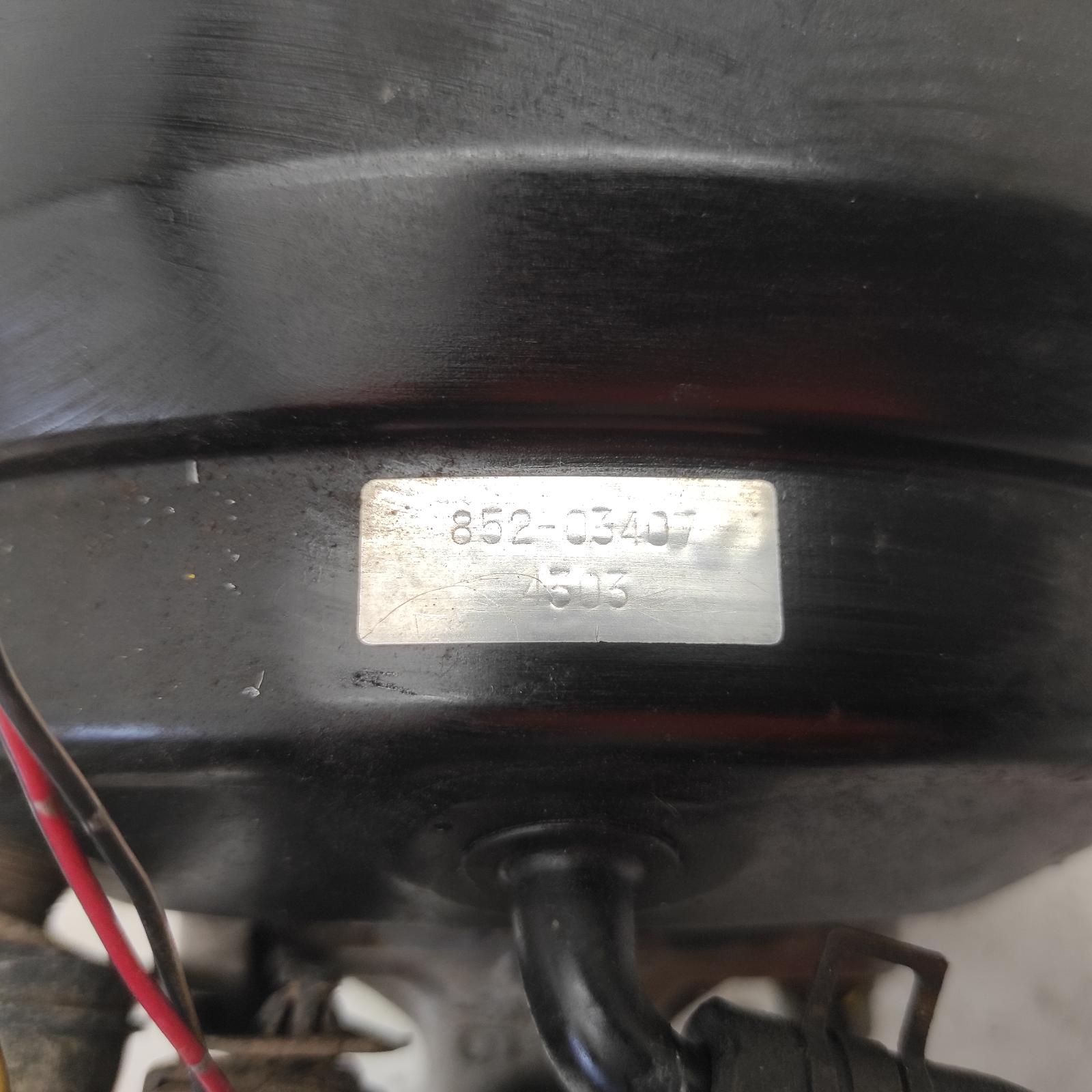 View Auto part Brake Booster Mitsubishi Pajero 1994