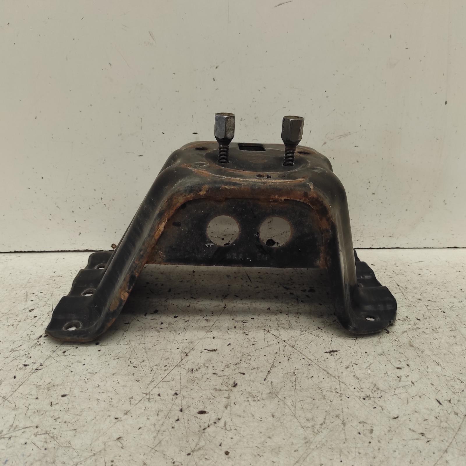 1994 Mitsubishi Pajero Spare Wheel Carrier View Auto part Spare Wheel Carrier Mitsubishi Pajero 1994