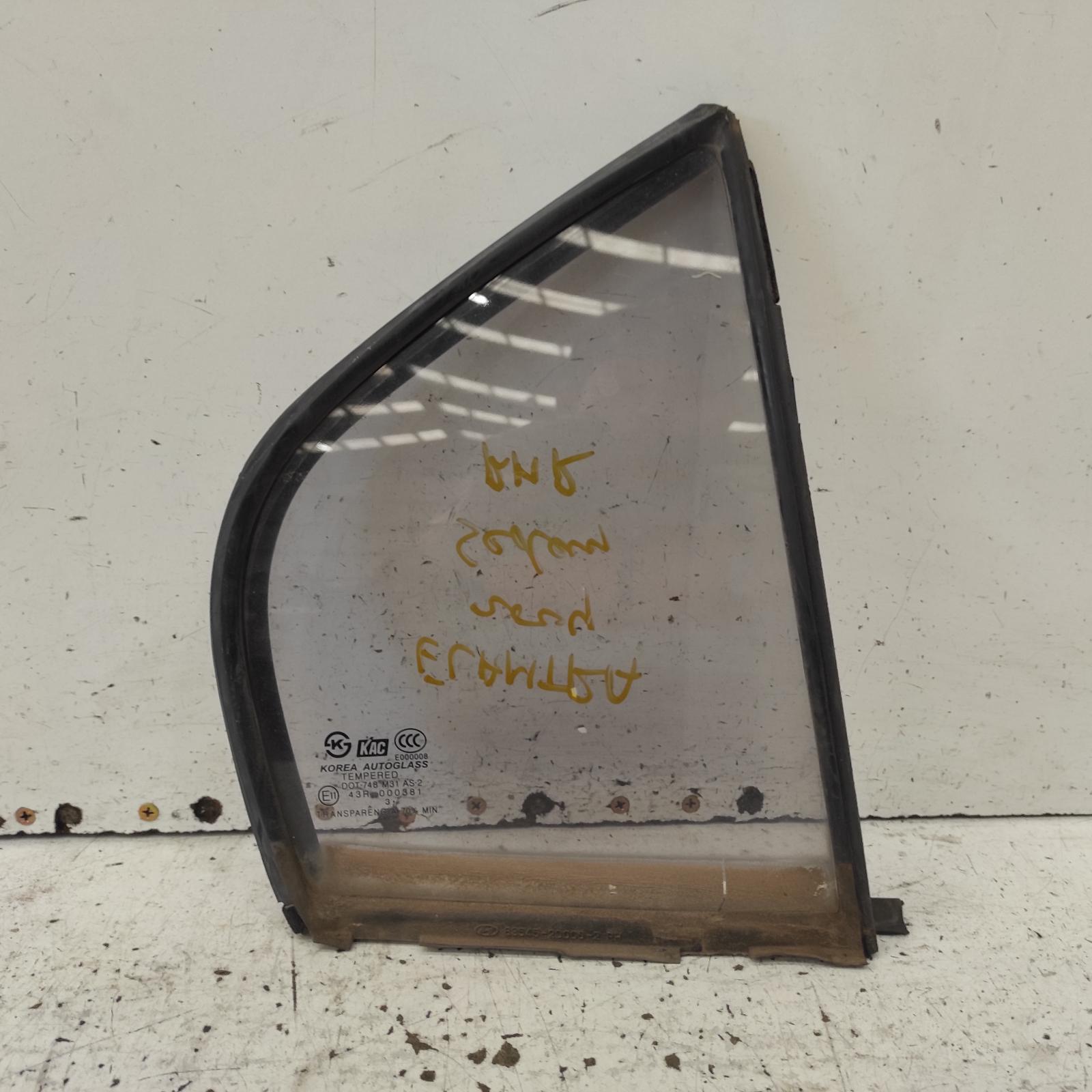 View Auto part Right Rear 1/4 Door Glass Hyundai Elantra 2004