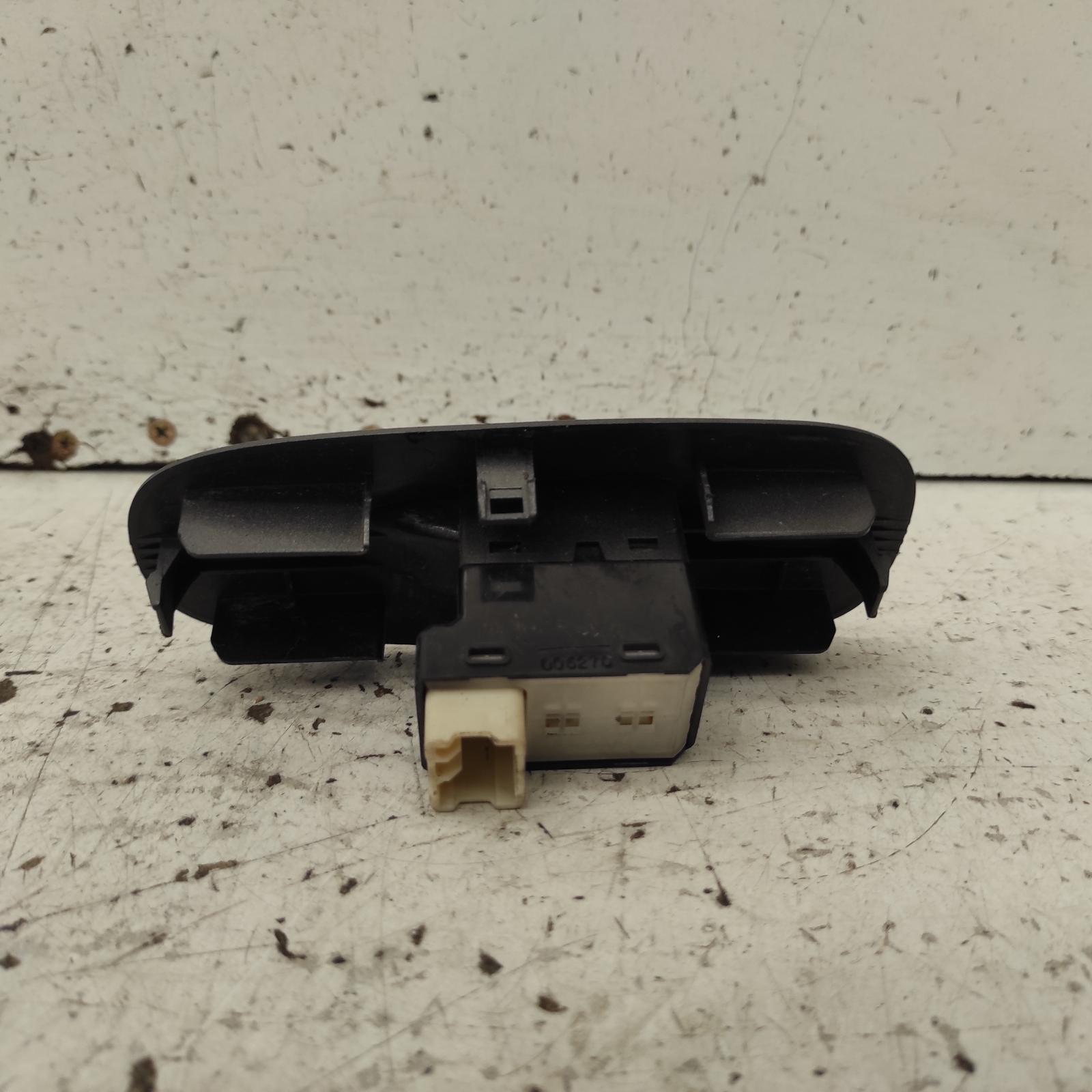 View Auto part Pwr Dr Wind Switch Hyundai Accent 2003