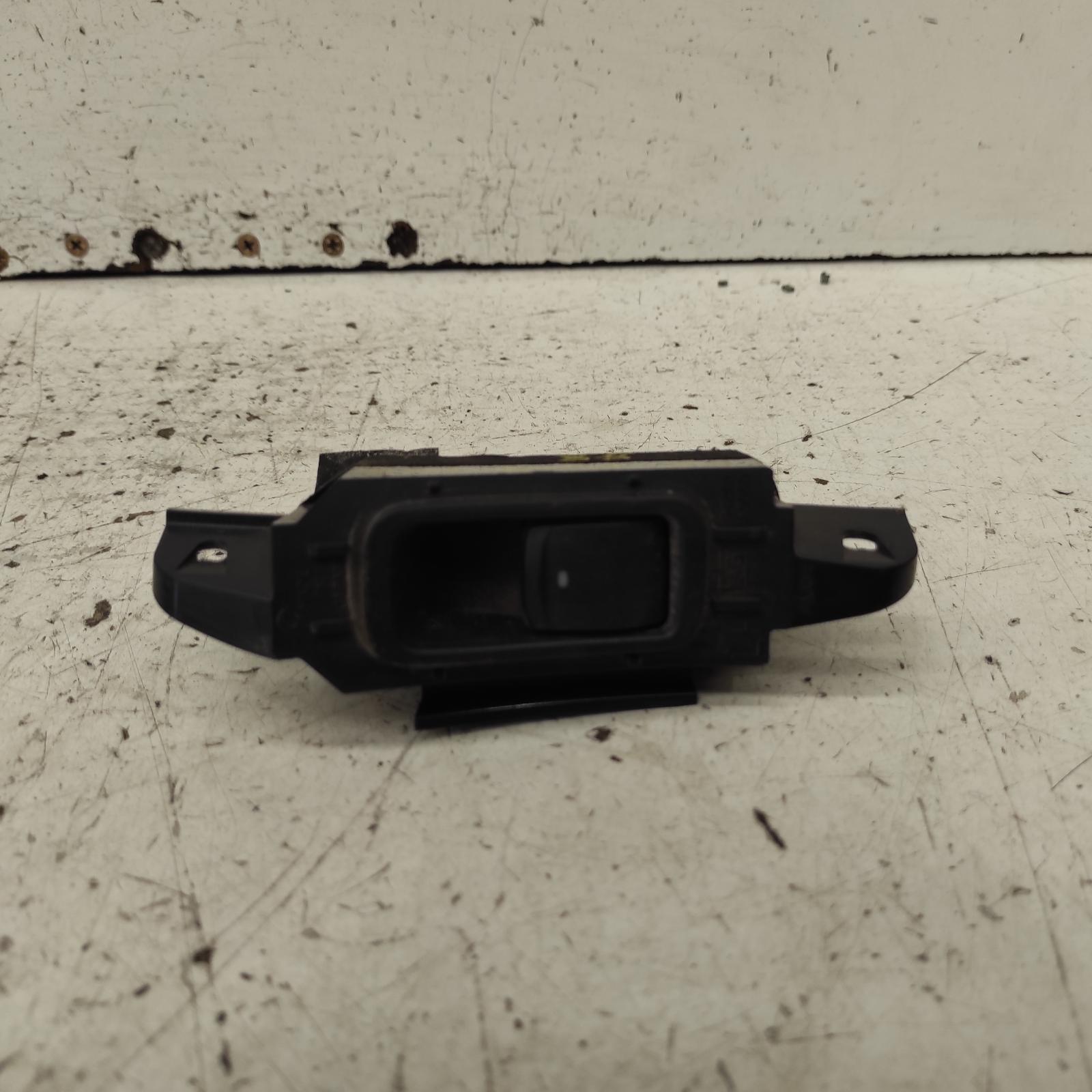 View Auto part Pwr Dr Wind Switch Subaru Outback 2008