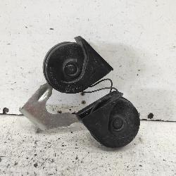 View Auto part Horn Holden Malibu 2014