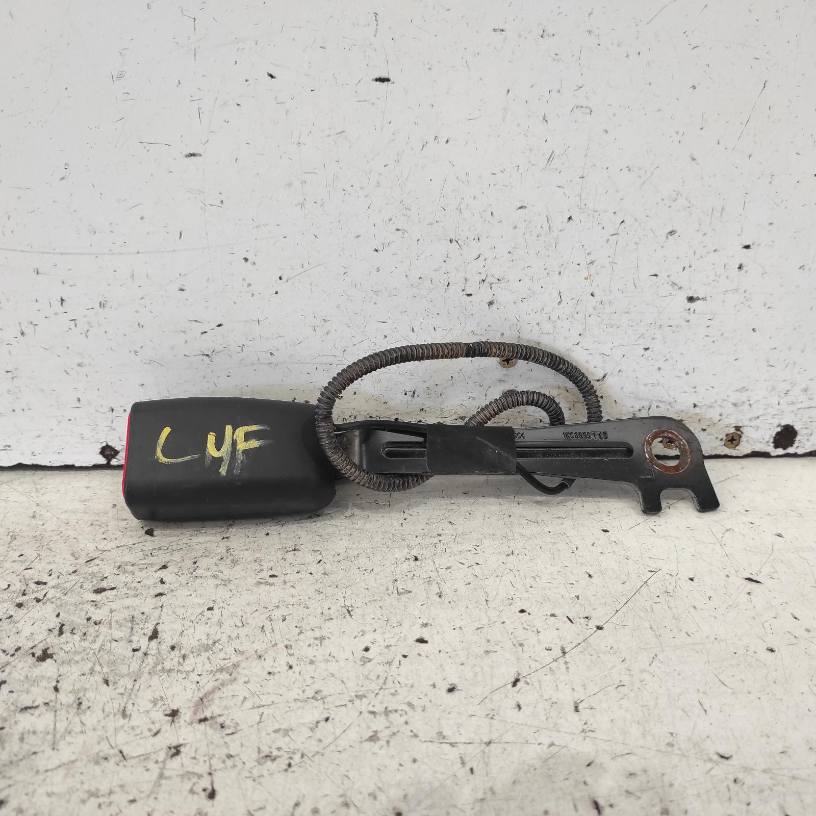 View Auto part Seatbelt/Stalk Kia Sportage 2011