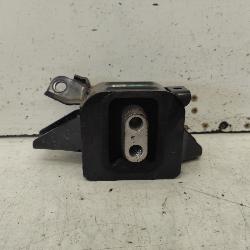 View Auto part Mount Kia Seltos 2022