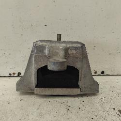 View Auto part Mount Kia Seltos 2022