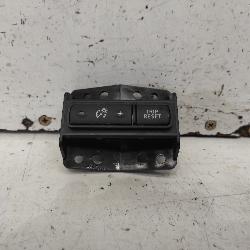 View Auto part Misc Switch/Relay Nissan Qashqai 2019