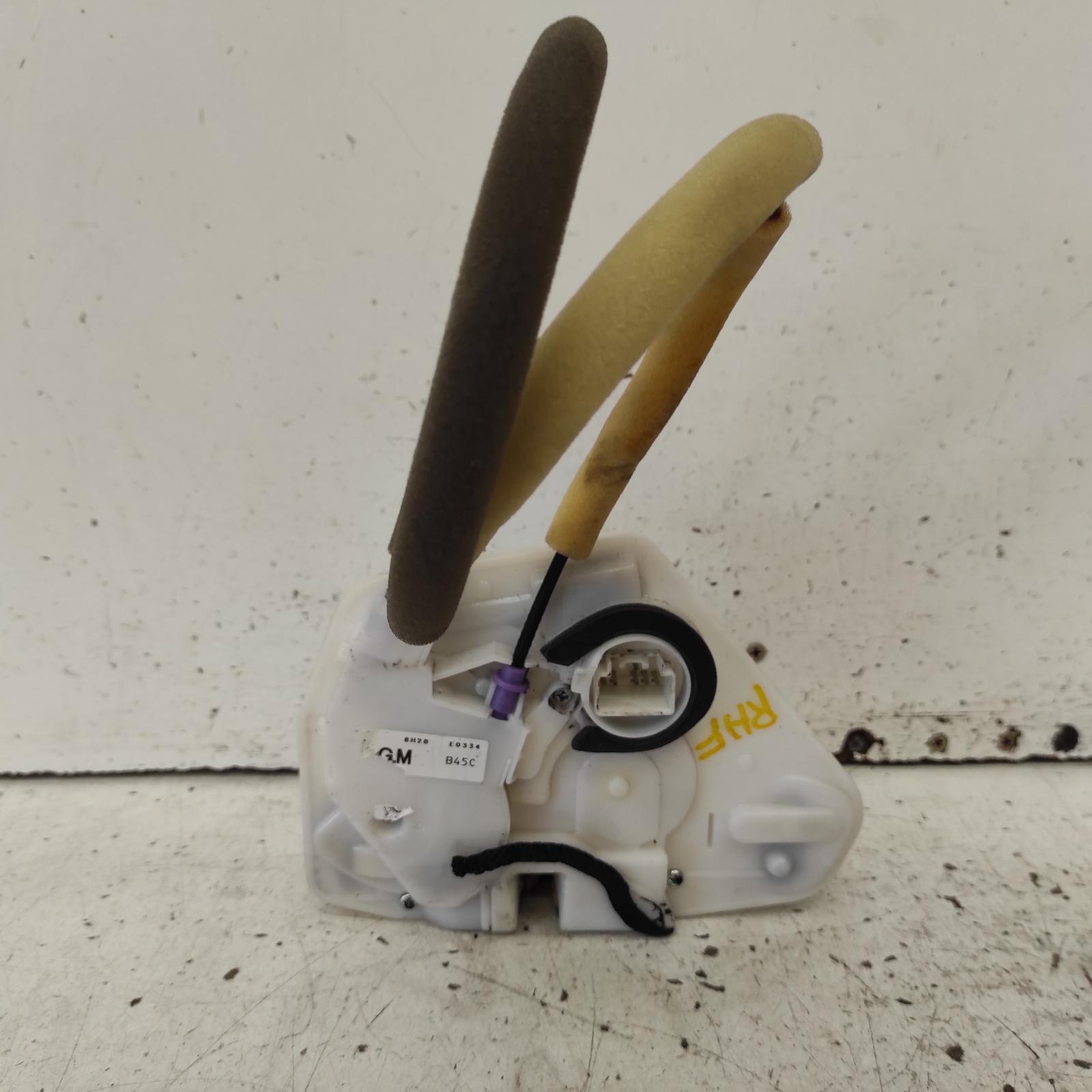 View Auto part Door/Boot/Gate Lock Mazda 3 2018