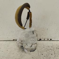 View Auto part Door/Boot/Gate Lock Mazda 3 2018