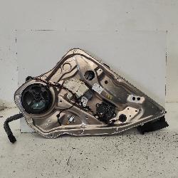 View Auto part Right Rear Wnd Reg/Motor Mercedes C Class 2010