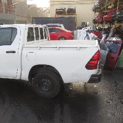 View Auto part Fuel Pump Toyota Hilux 2015