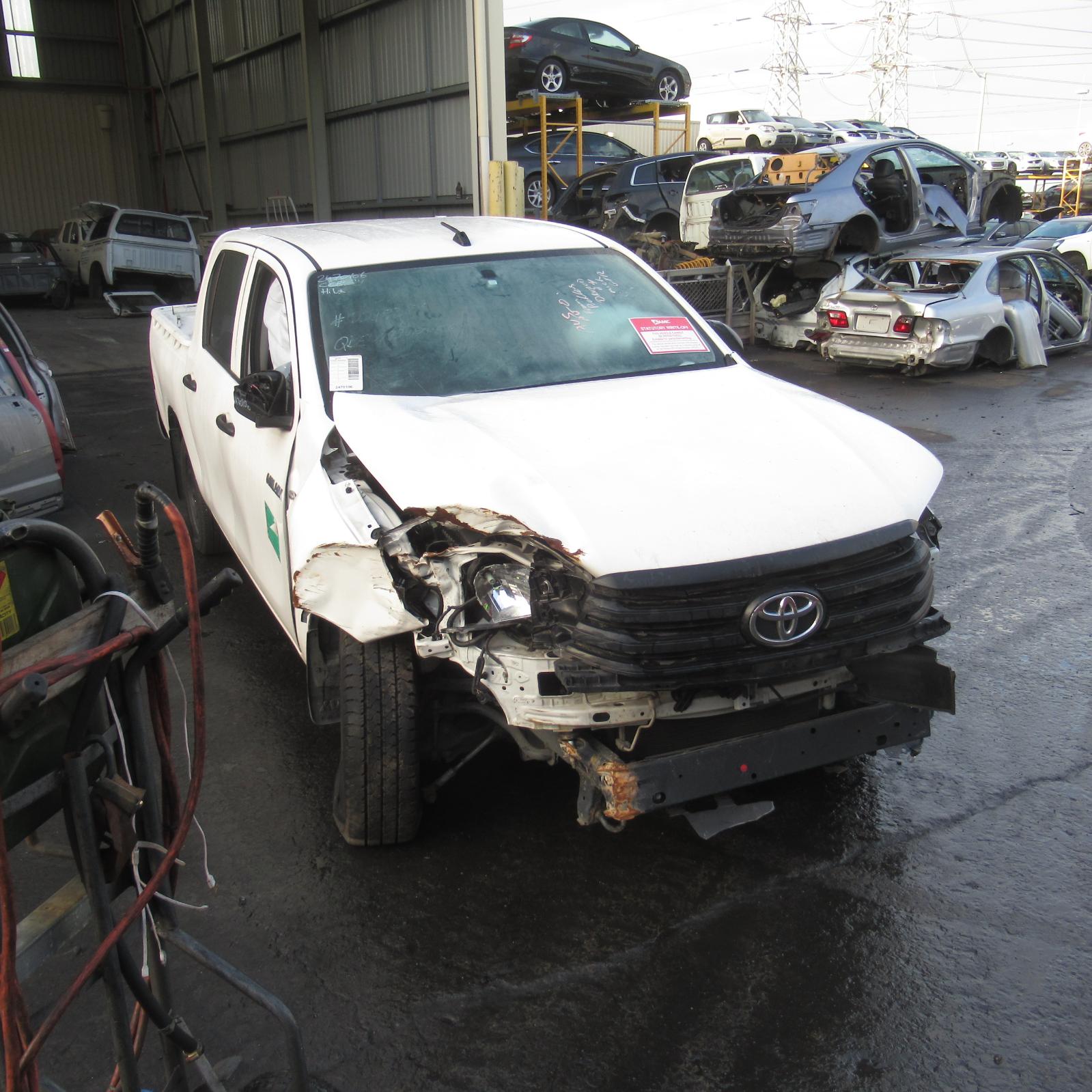 View Auto part Fuel Pump Toyota Hilux 2015
