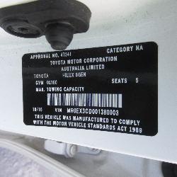 View Auto part Left Indicator/Fog/Side Toyota Hilux 2015