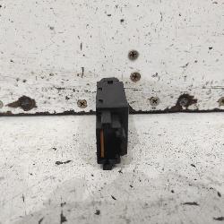 View Auto part Misc Switch/Relay Mitsubishi Asx 2015