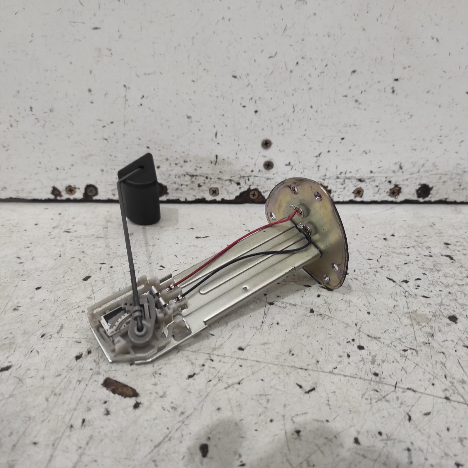 View Auto part Fuel Sending Unit Mitsubishi Asx 2015