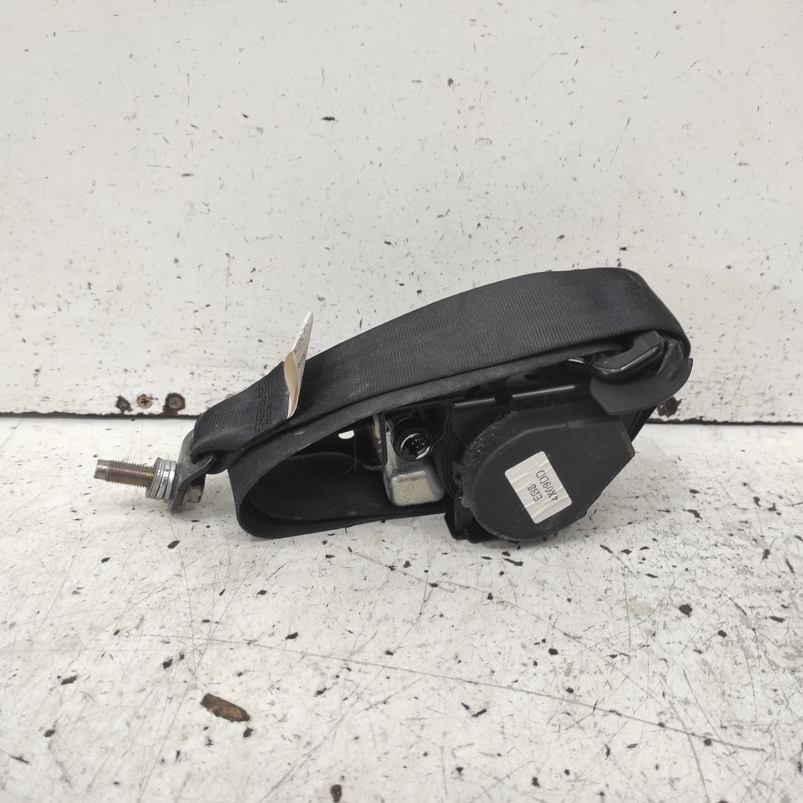 View Auto part Seatbelt/Stalk Mitsubishi Asx 2015