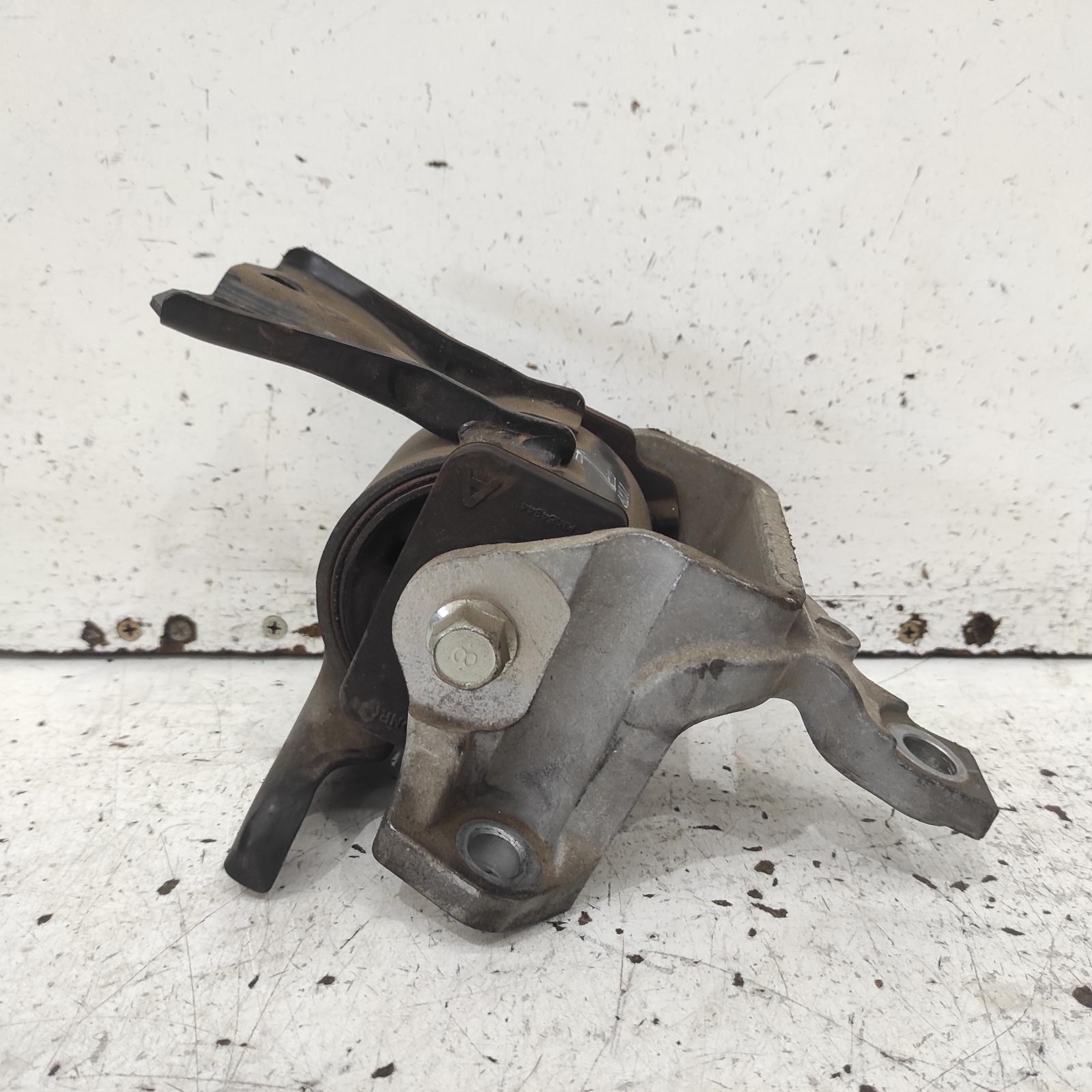 2015 Mitsubishi Asx Mount View Auto part Mount Mitsubishi Asx 2015