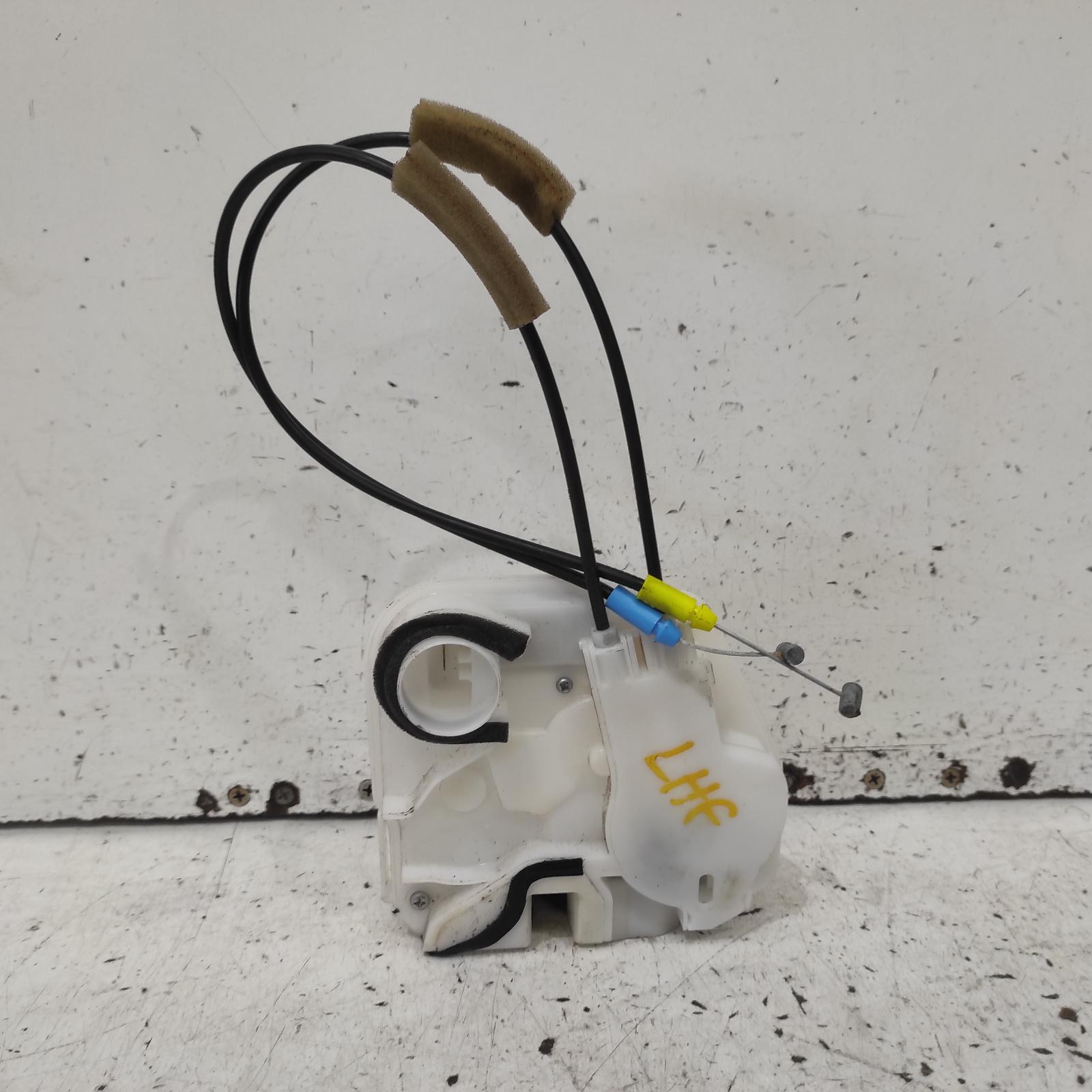 2015 Mitsubishi Asx Door/Boot/Gate Lock View Auto part Door/Boot/Gate Lock Mitsubishi Asx 2015