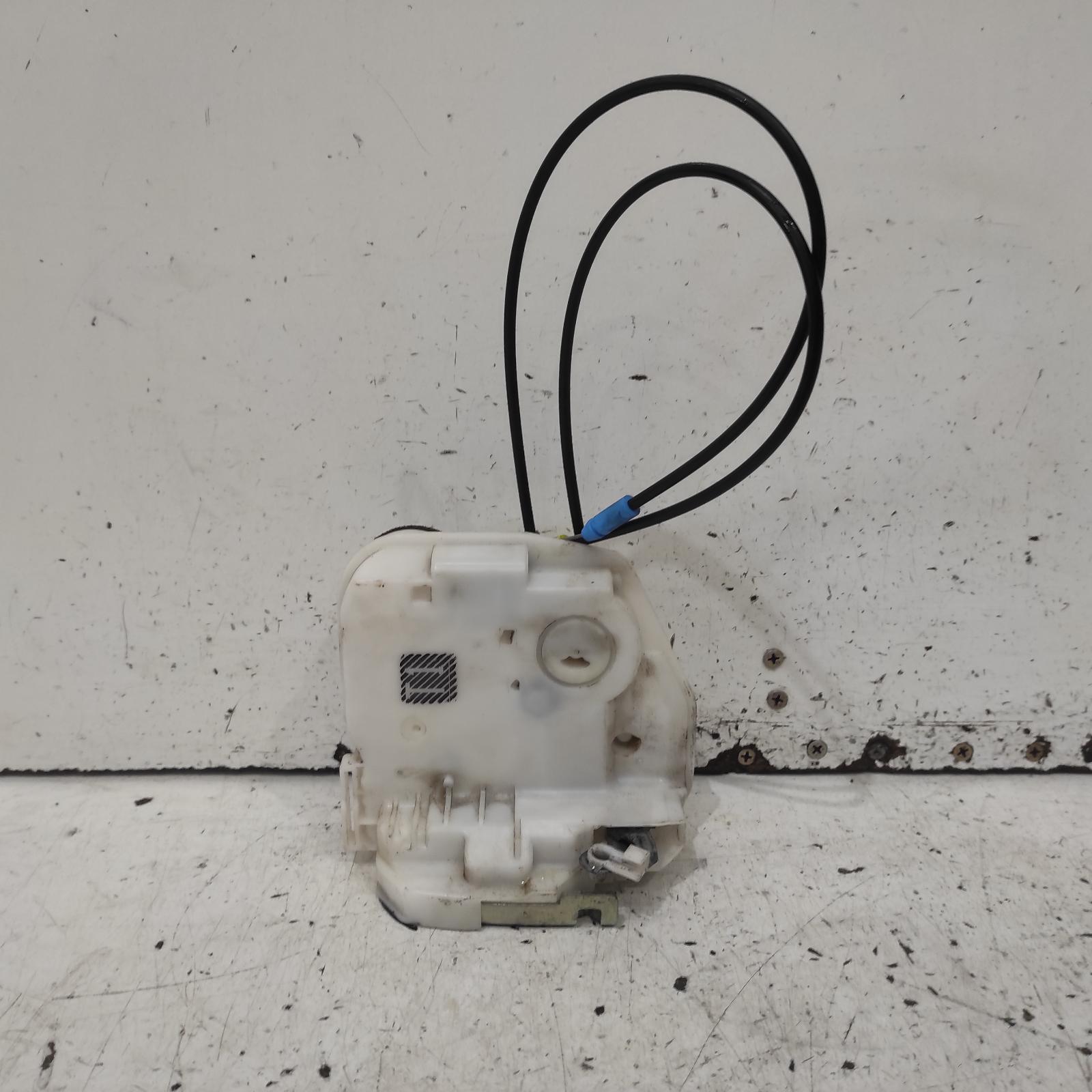 View Auto part Door/Boot/Gate Lock Mitsubishi Asx 2015