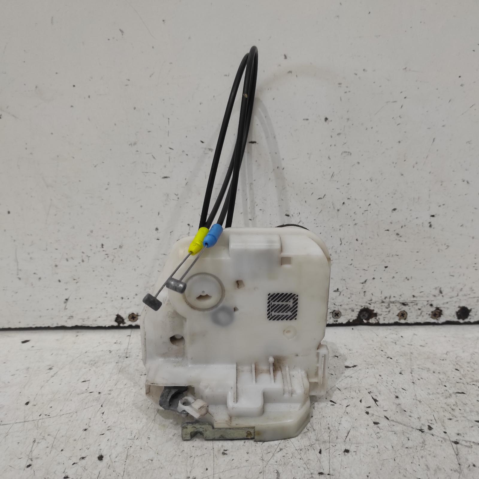 View Auto part Door/Boot/Gate Lock Mitsubishi Asx 2015