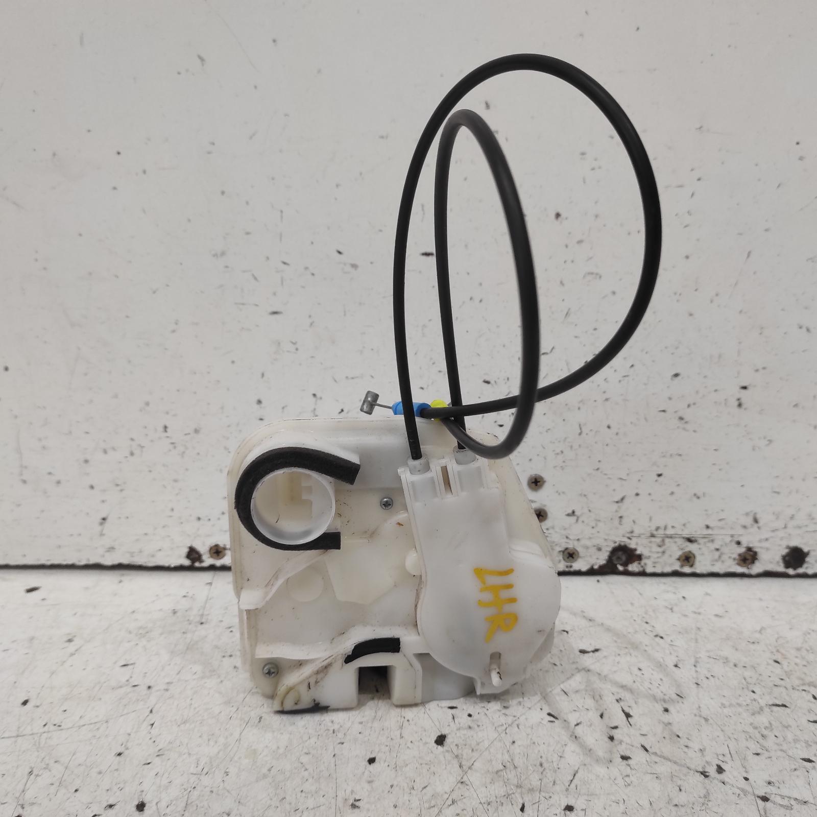 View Auto part Door/Boot/Gate Lock Mitsubishi Asx 2015
