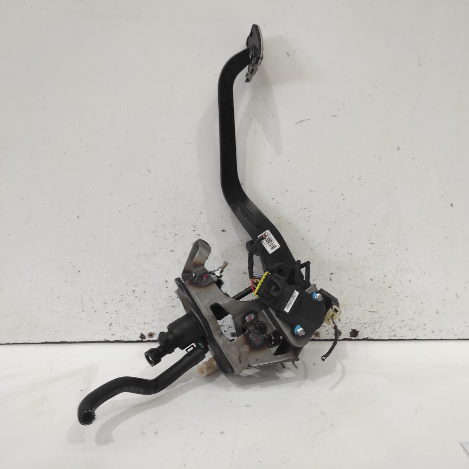 2015 Hyundai I30 Pedal Assembly View Auto part Pedal Assembly Hyundai I30 2015