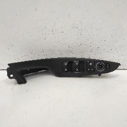 View Auto part Pwr Dr Wind Switch Hyundai I30 2015