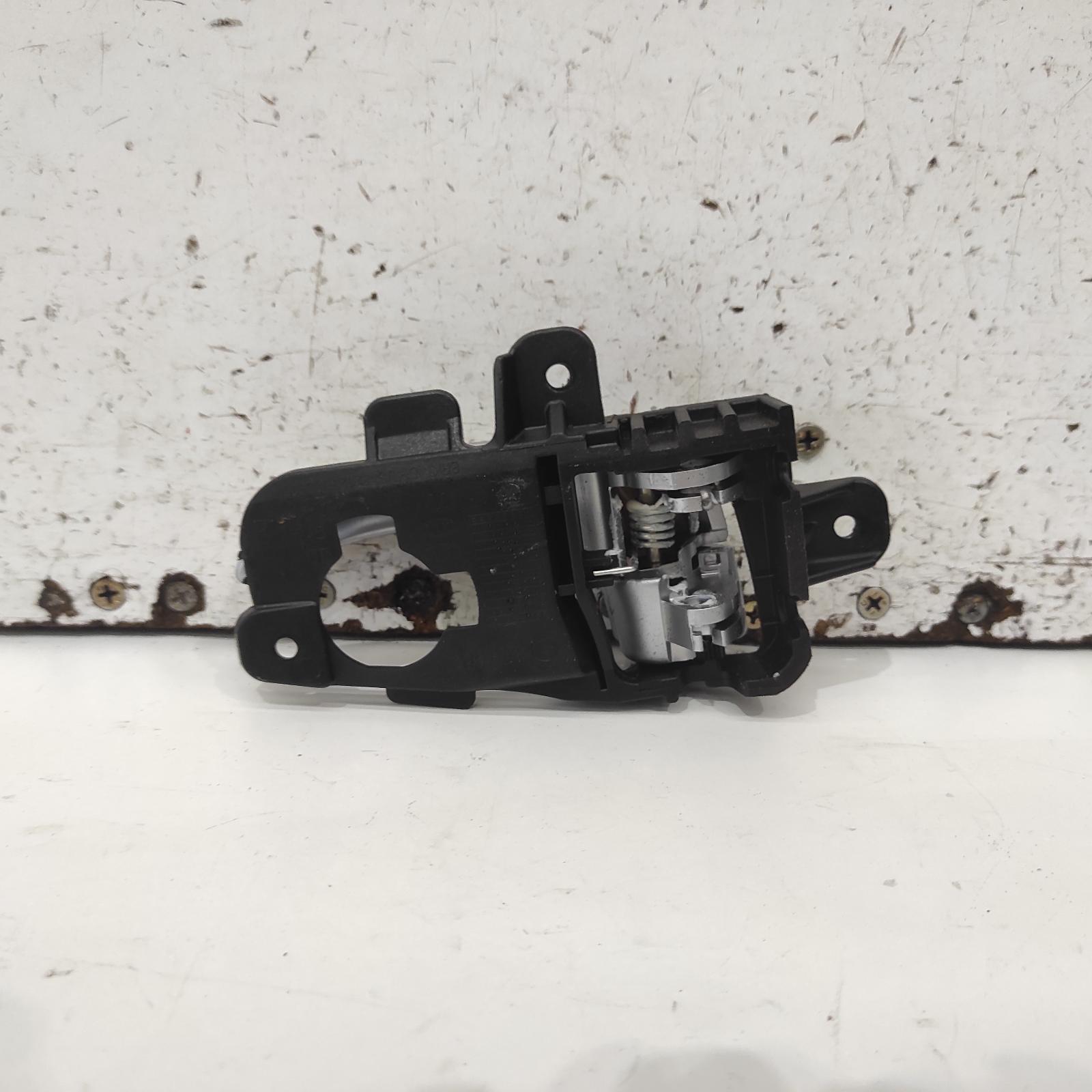 View Auto part Door Handle Hyundai I30 2015